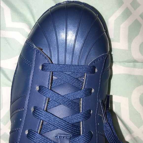 Adidas Shell Toe - Picture 3 of 3